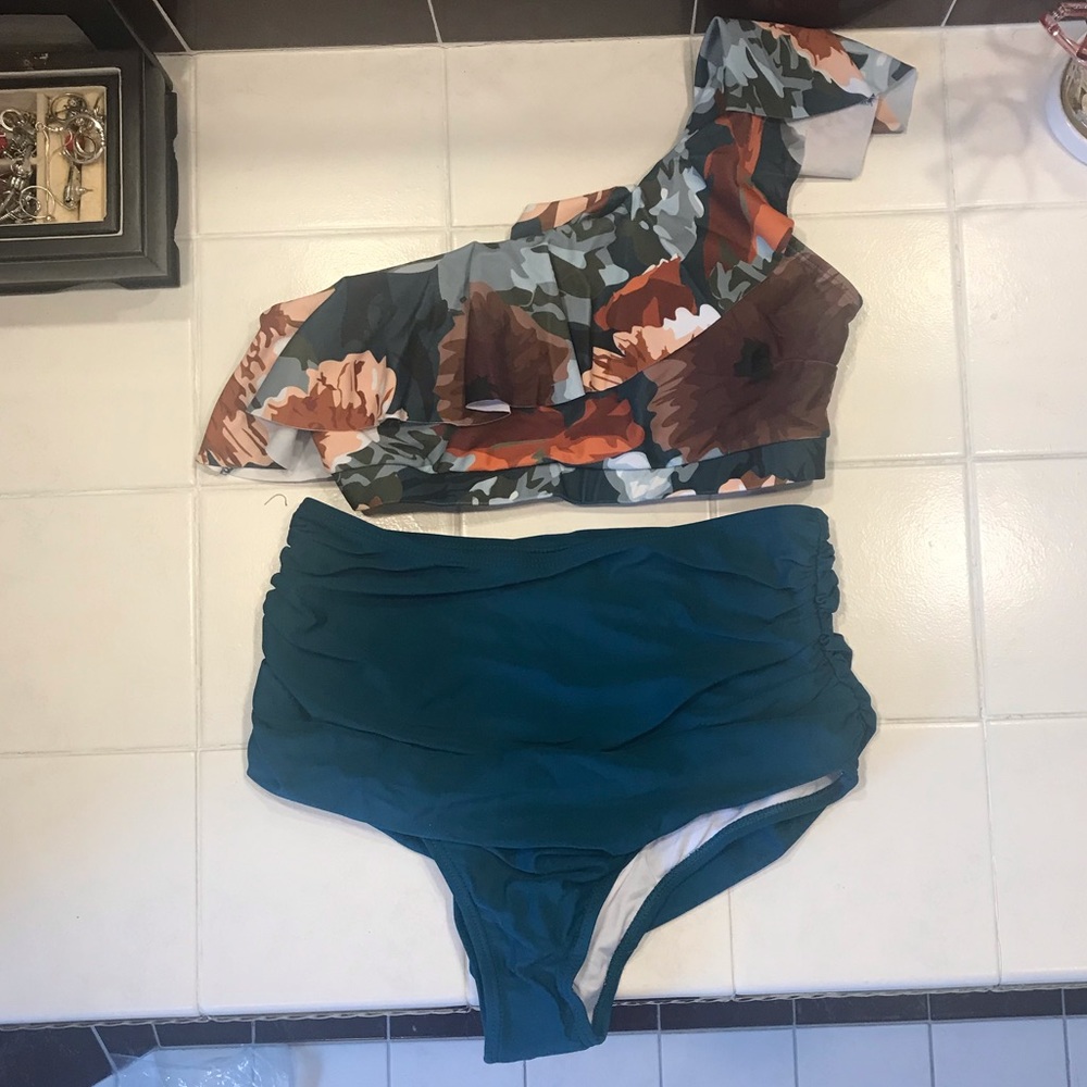 2 piece swimsuit